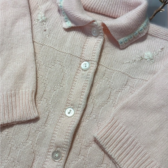 Vintage Baby Girl Pink Knit Cardigan Sweater with Floral Embroidery 6-12 Months - Picture 2 of 5
